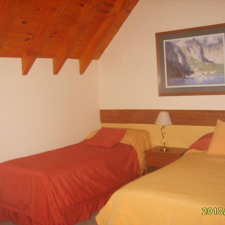 Hosteria Maiten Escondido 빌라라앙고스투라 객실 사진